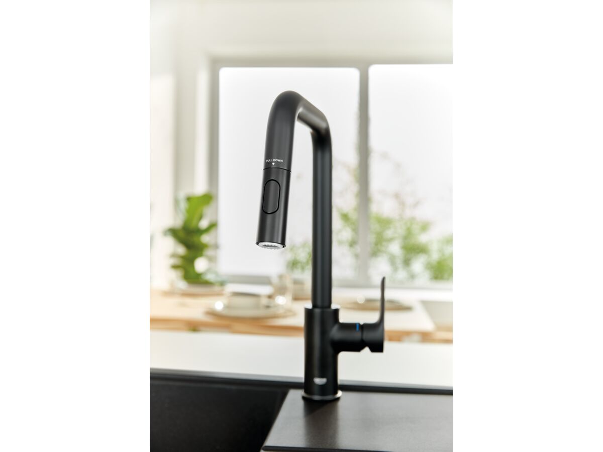Reece GROHE Eurosmart New Cosmopolitan Gooseneck Pull Out Sink Mixer Matte Black (5 Star) Lead Free
