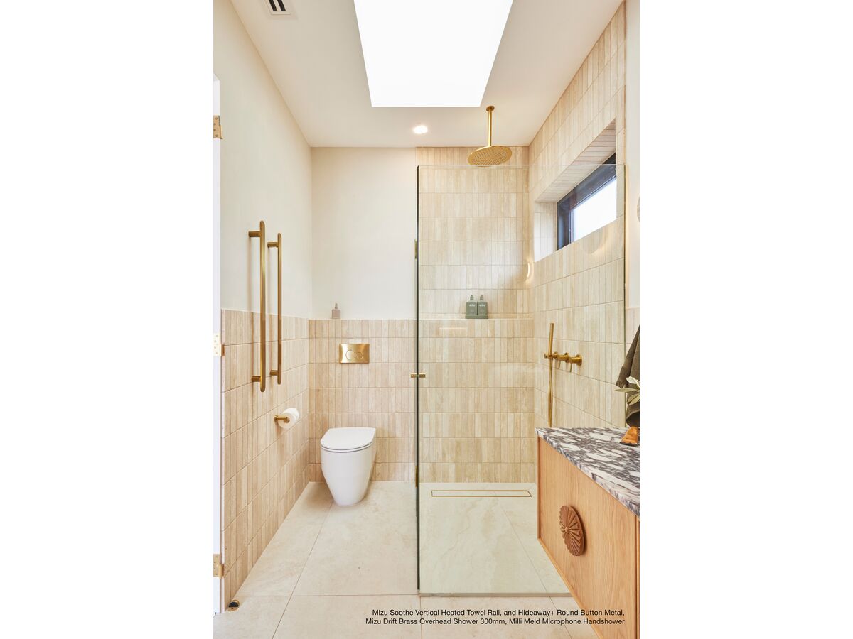 Reece Hideaway+ Round Button/Plate Inwall Metal Brushed Gold