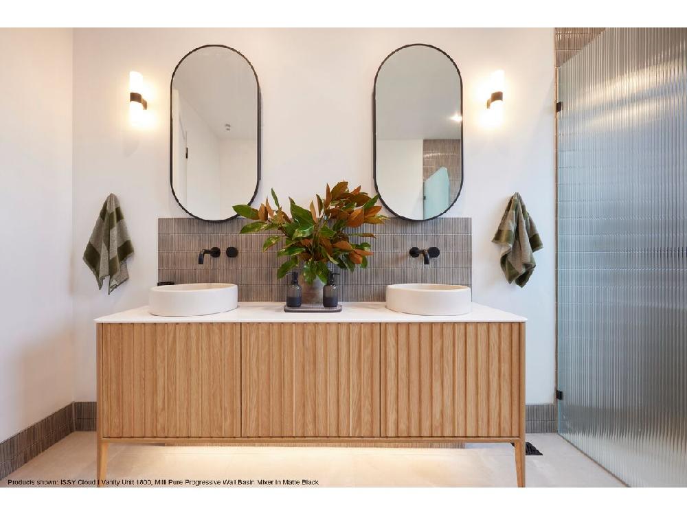 Reece ISSY Cloud I 1500mm X 500mm X 860mm Vanity Unit With Legs 3 Touch Latch Doors Semi Inset (No Basin)