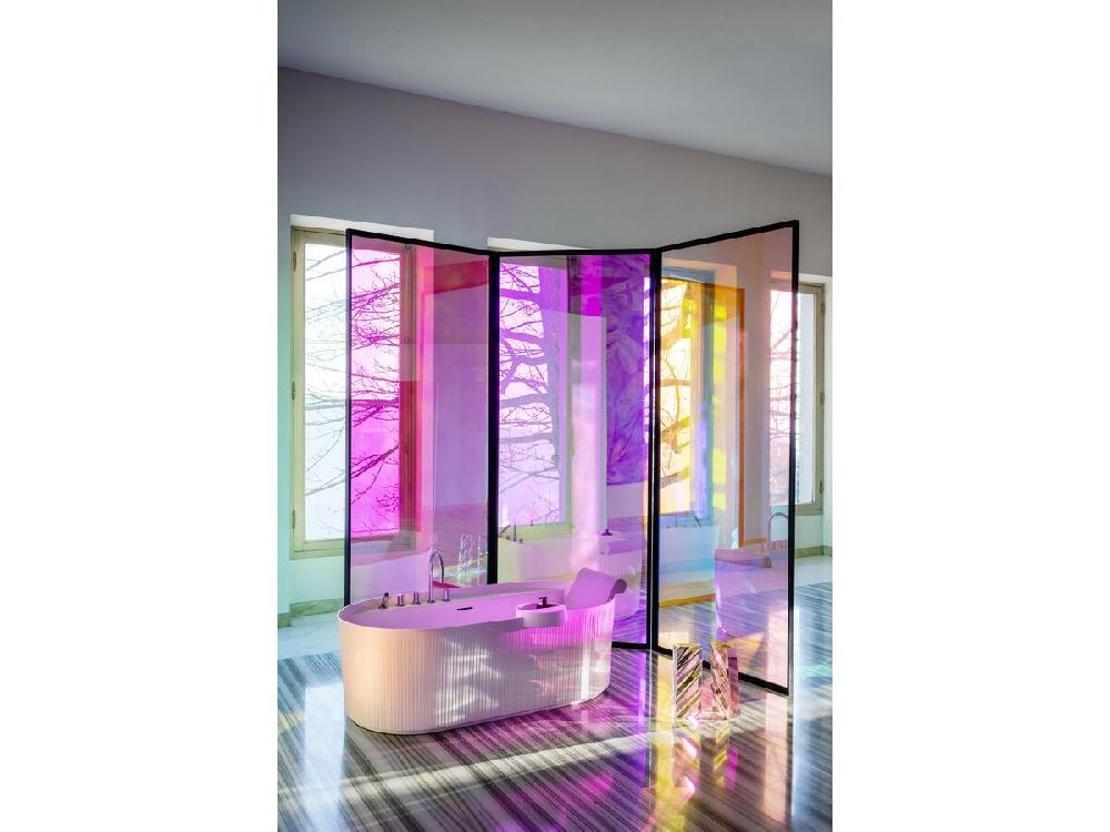 Reece LAUFEN Sonar Freestanding Bath With Overflow And Plug & Waste 1600 X 815mm Textured Exterior Surface White