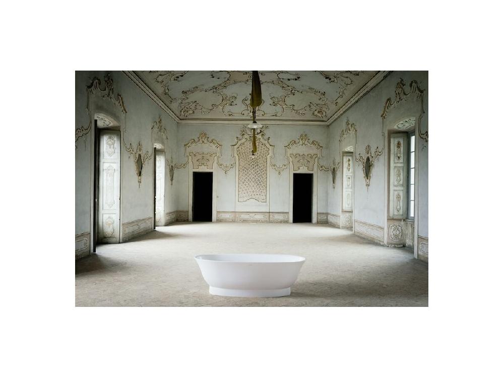 Reece LAUFEN The New Classic Freestanding Bath With Overflow 1900 X 900 Sentec White
