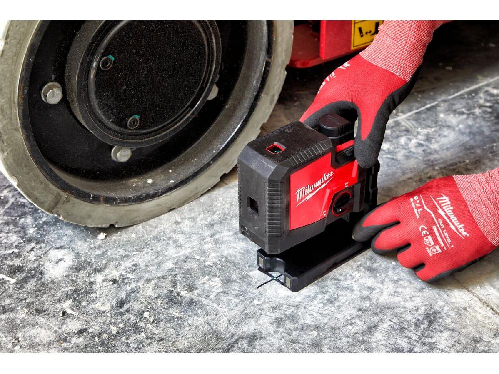 Reece Milwaukee REDLITHIUM USB Rechargeable 3 Point Laser Kit