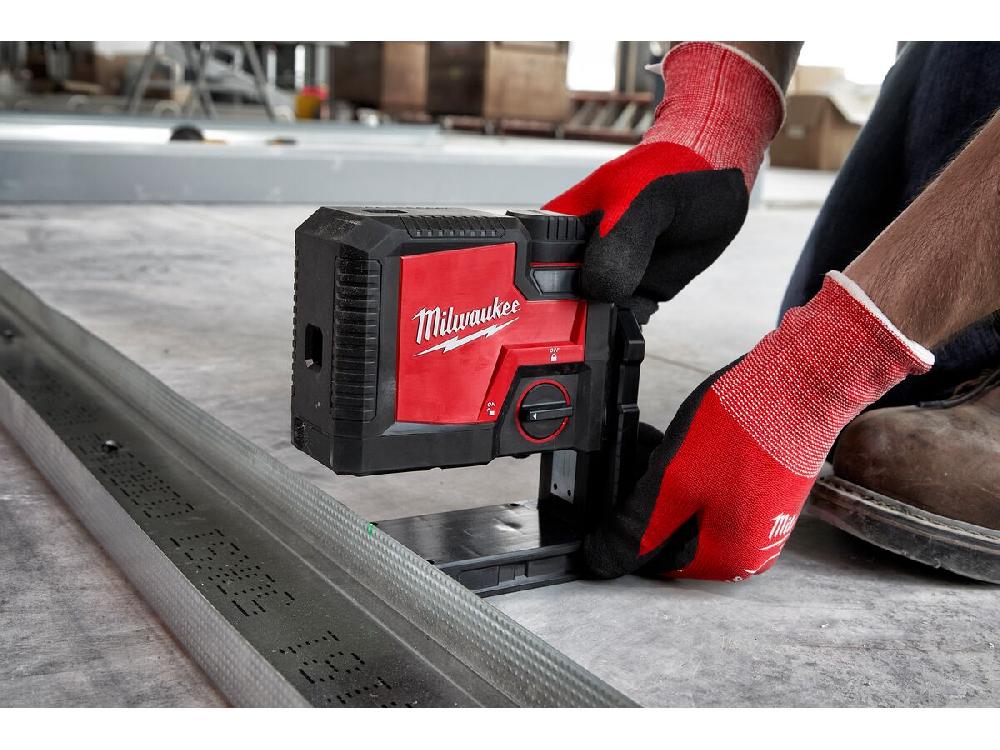 Reece Milwaukee REDLITHIUM USB Rechargeable 3 Point Laser Kit