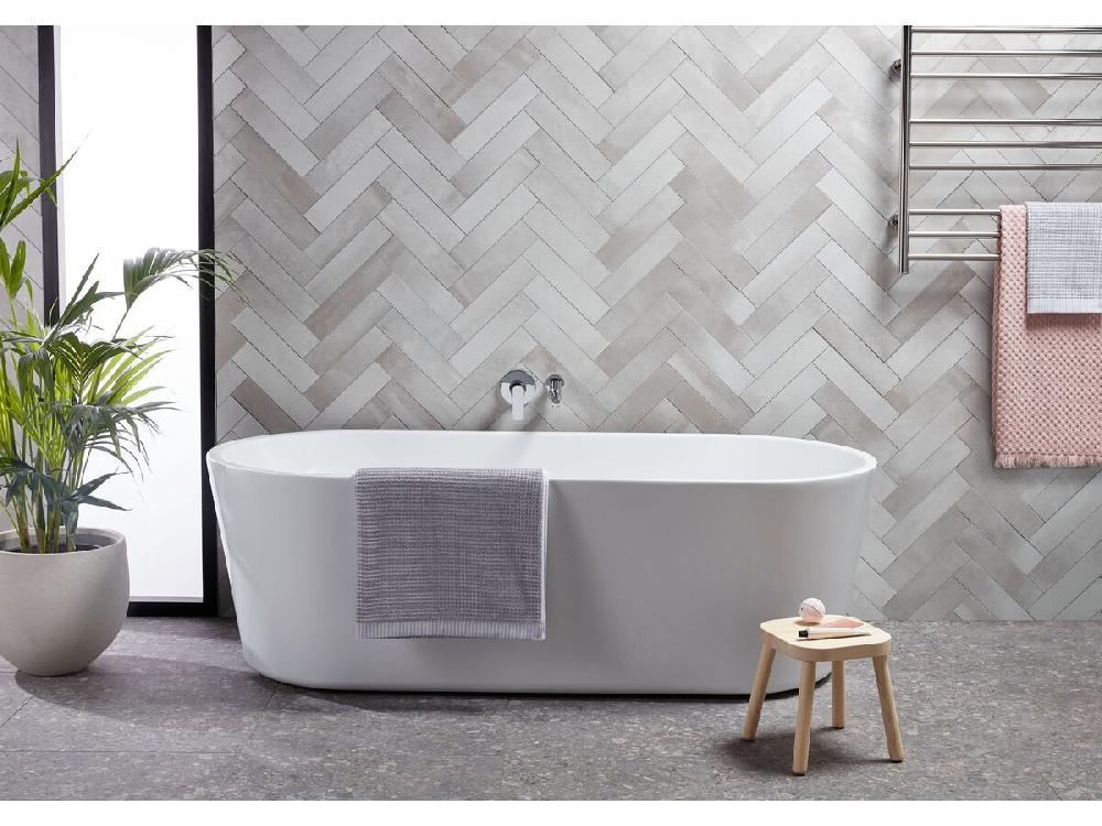 Reece Posh Solus Freestanding Bath 1780 X 800 X 560mm White No Overflow