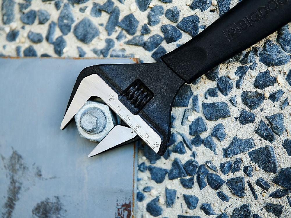 Reece Bigdog Adjustable Wide Jaw Wrench 200mm