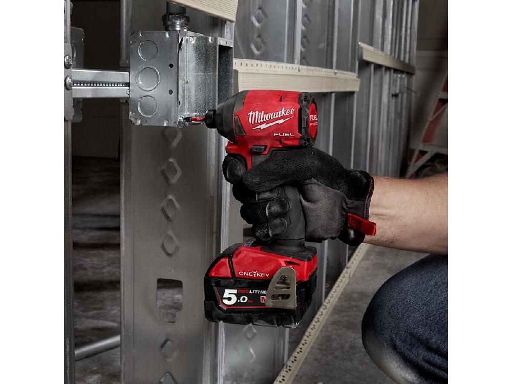 Reece Milwaukee 1/4" Hex Impact Driver With One Key