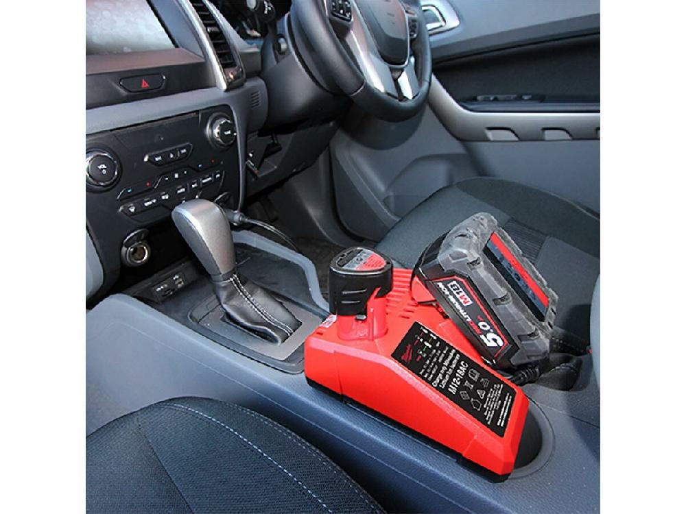 Reece Milwaukee M12 & M18 Dual Fast Car Charger