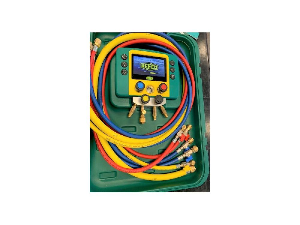 Reece Refmate 4 Digital Manifold With 2 Temperature Sensors & 5 X 60" Hoses With Ball Valves & 2 Wireless Temperature Clamps