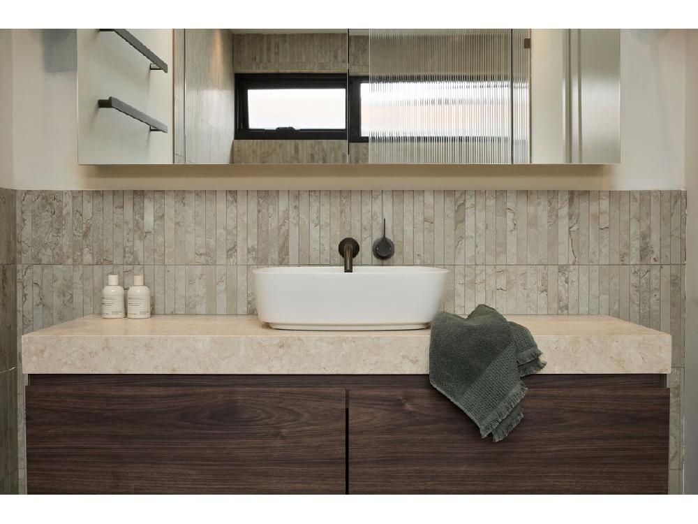 Reece Roca Inspira Soft Rectangle Above Counter Basin 500mm X 370mm Matte White